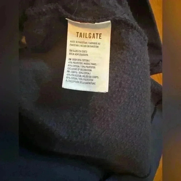 North Carolina Tar Heels Tailgate Colorblock Panel Crew Sweatshirt Size Small - Picture 4 of 5